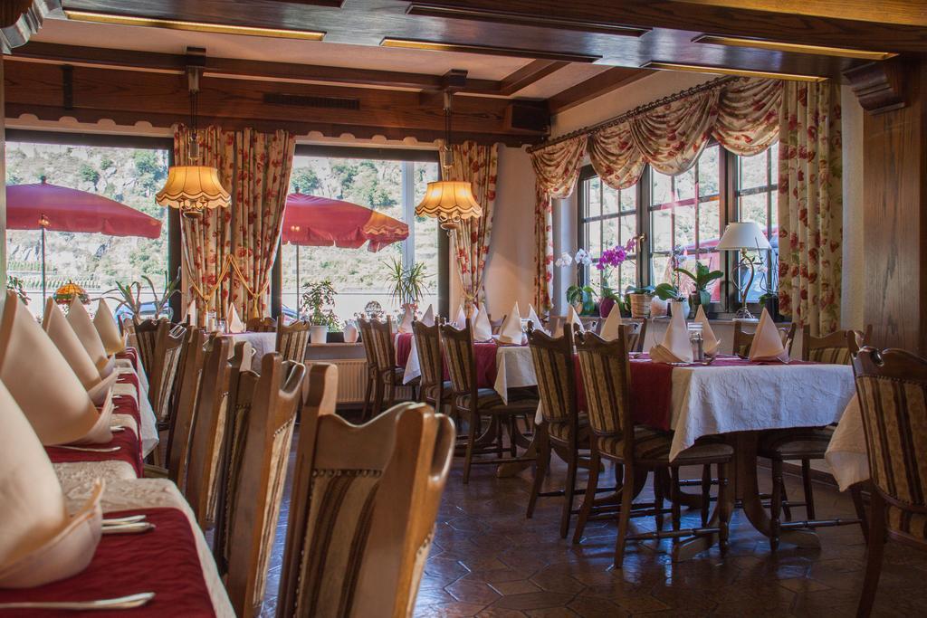 Hotel & Restaurant Krone 케스터트 외부 사진