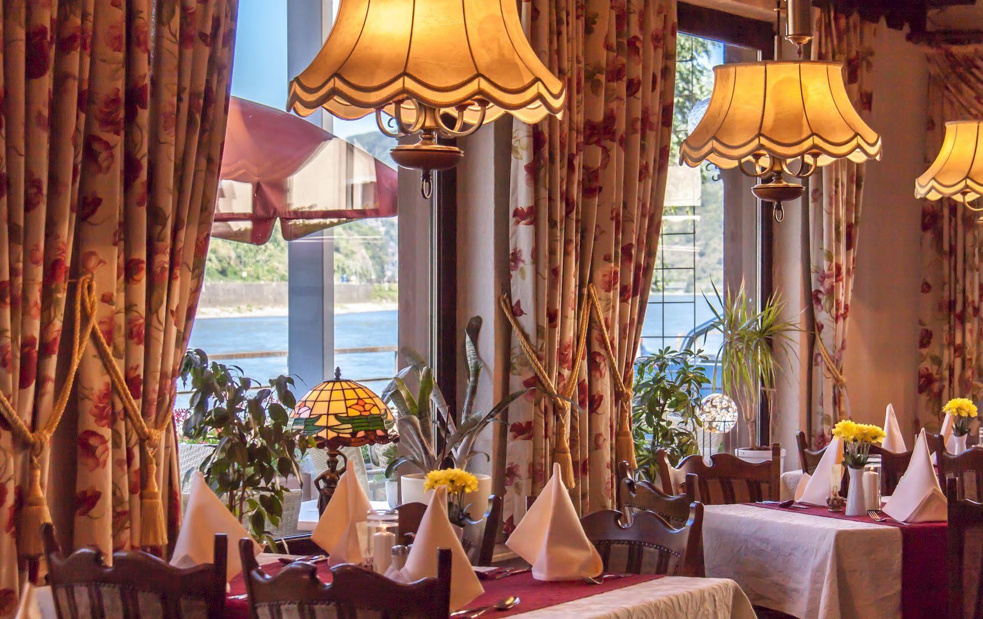 Hotel & Restaurant Krone 케스터트 외부 사진